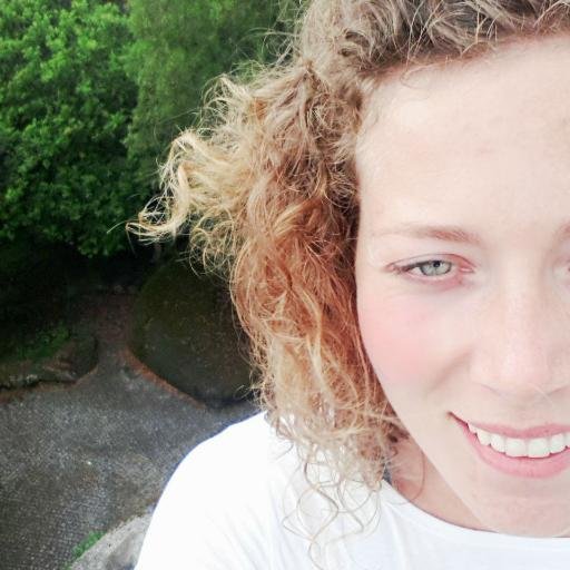 Environmental gal with green thumb. Taste for local delicacies. Prone to dumpster diving. Cycling forever.