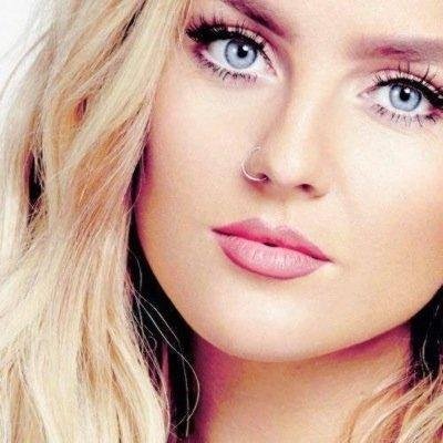 1/4 Little Mix :) Your official source for everything Perrie Edwards of @LittleMix. Download the new single 'Salute': http://t.co/ziTe1dfwRt …