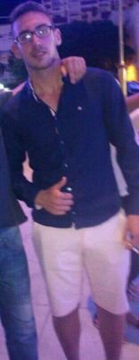 Amante del deporte futuro militar y amante de los gallos .desde 220796 dando guerra y to lo qe me qea #18#