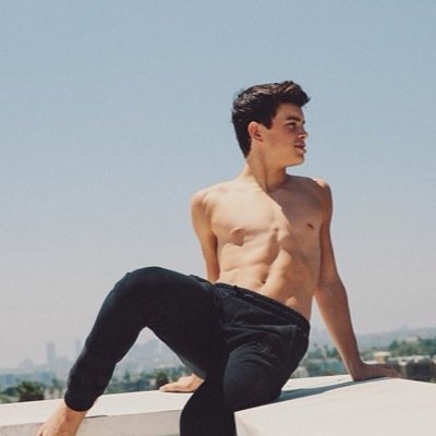Vine: Hayes Grier • Instagram: hayes_instagram • Mobli - Hayes Grier Business Inquiries: hayes@hayesgrier.com http://t.co/2Qr7FOxPZH