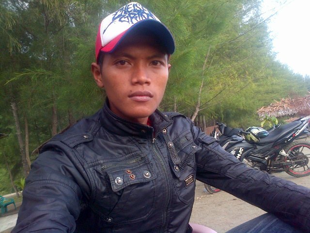 Masih sendiri