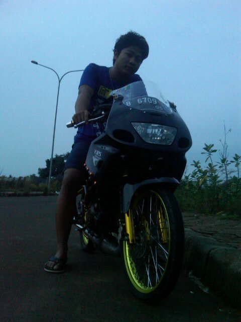 Invite pin bb me 2A36833E,, biar perbanyak temen ajahh_