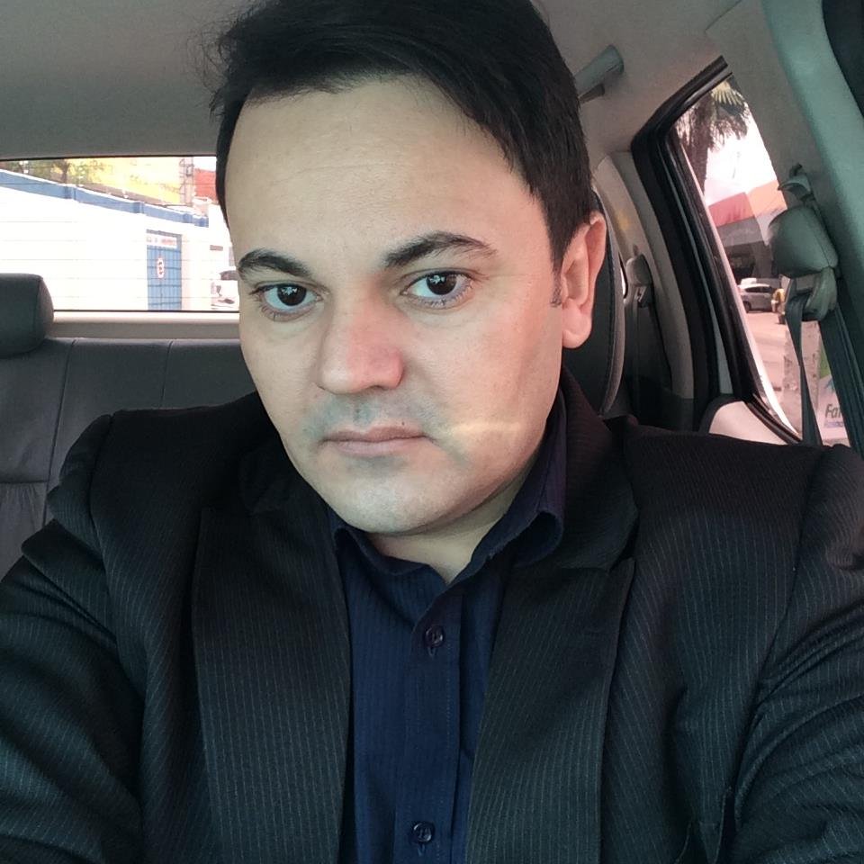 Advogado Militante. Pós-graduando em Direito Previdenciário e do Trabalho, Pós-graduado em Direito Civil (Resp. Civil) e Direito das Relações de Consumo-FMU/SP.