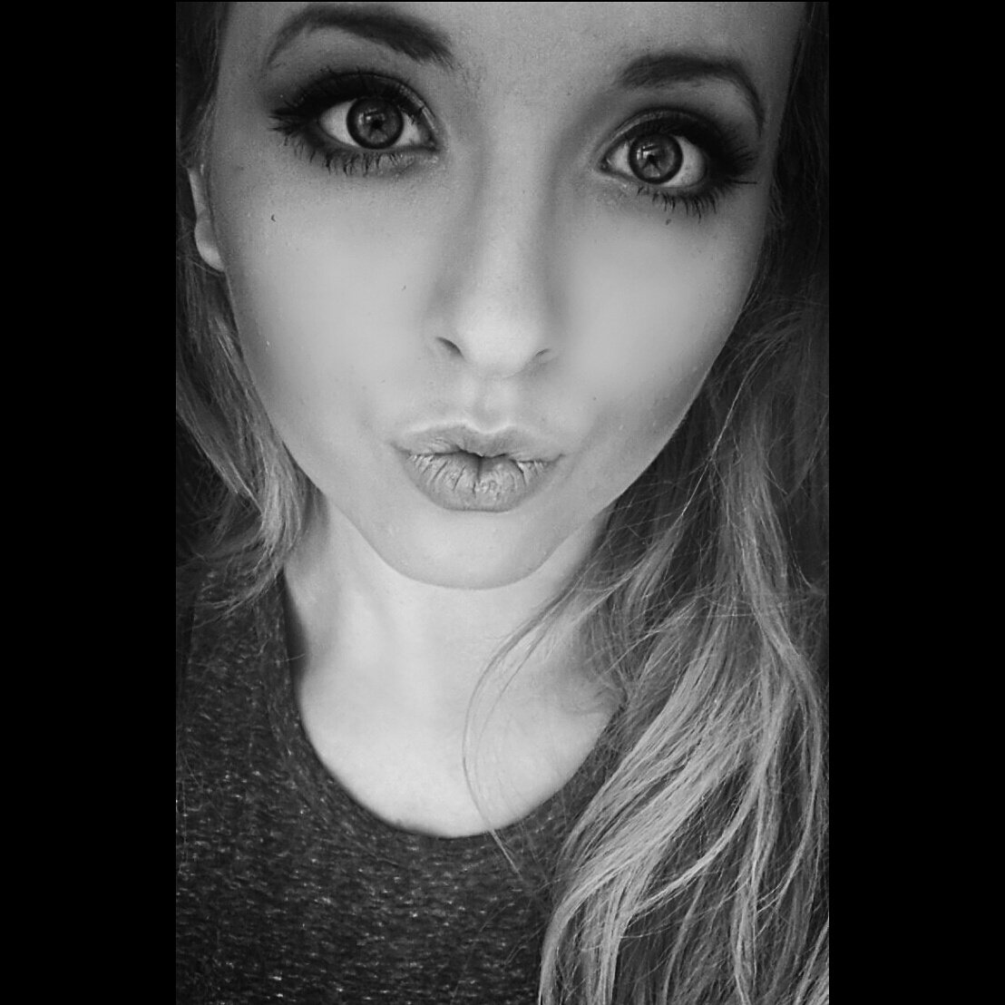 Just an ordinary girl from the UK #janoskiantor & #belieber  - not just a fan base ... a family