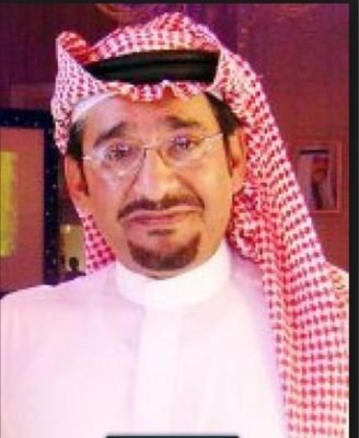 ‏ممثل وكاتب ومنتج سعودي، ولد في مدينة شقراء في عام 1958، درس في كلية الزراعة بجامعة الملك سعود، ثم اتجه إلى التمثيل على خشبة المسرح خلال فترة الدراسة الجامعية