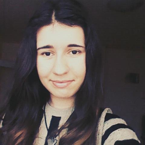 I'm Dalila. 17 years old. Tuzla-Bosnia and Herzegovina
I'm singer and I love everything about music, acting and sport too.
Bičakčić u srcu 3