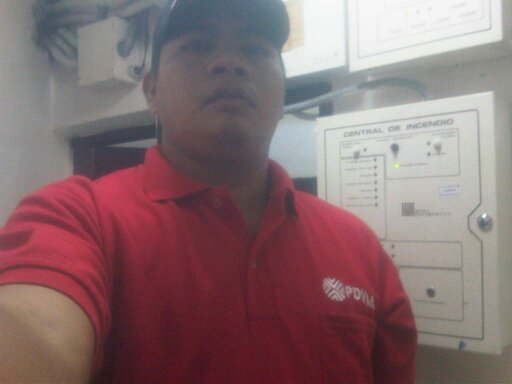 Tengo mi famillia y la quiero con todos mi corazon