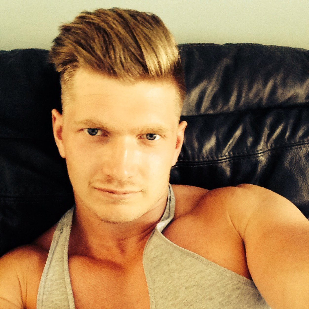 182karl's profile picture. 