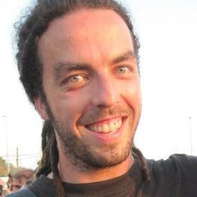 Txompi's profile picture. look always on the bright side of life