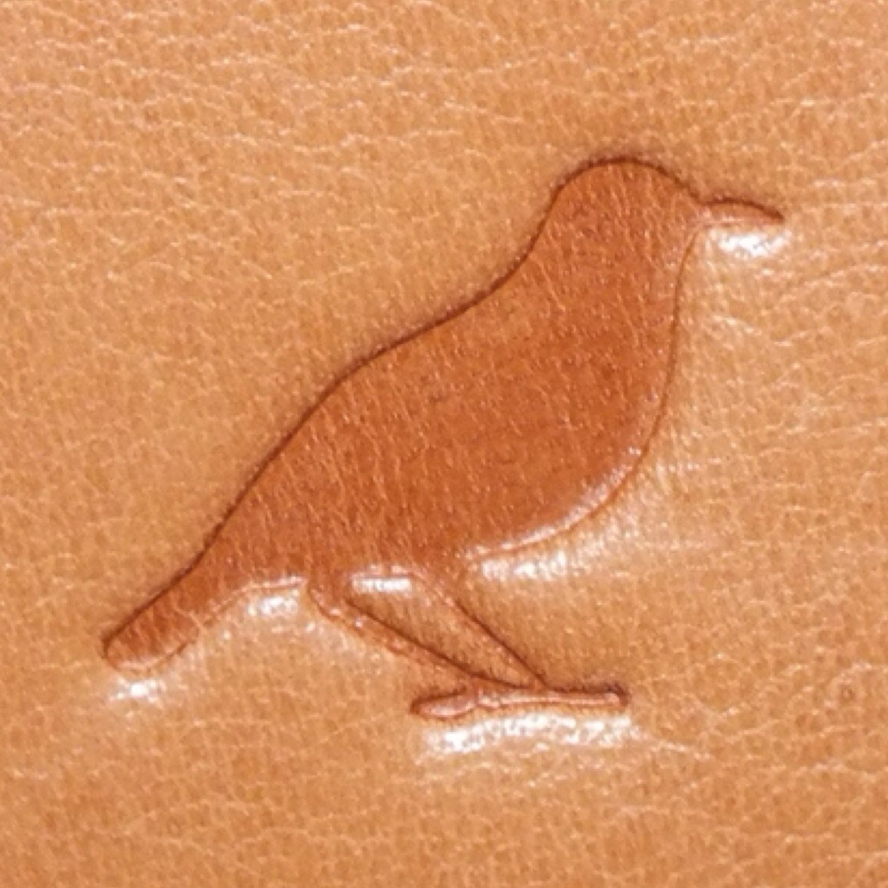 leather bags and accessories made from Italian leather and only available direct! better quality, better prices, no retailer mark up. makes sense to shop direct