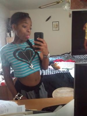 New twitter
IG: Babymob
Hip Hop dancer 
Tattooed and Employeed and future tattoo model