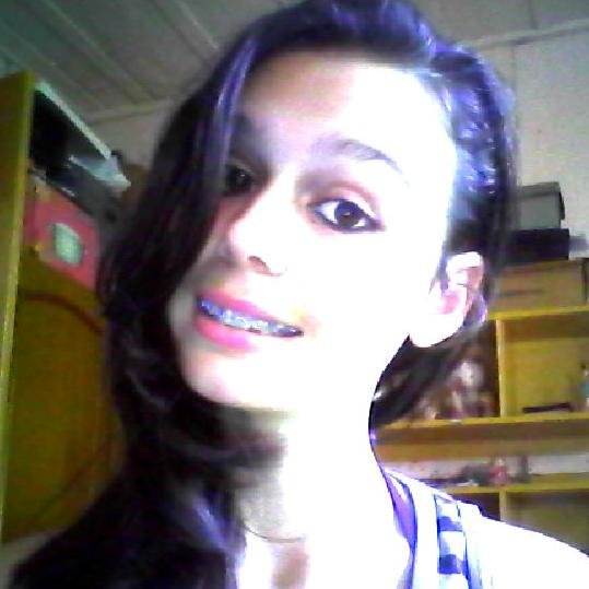 amo meninos , sigo de volta , sou uma menina mt zueira :)