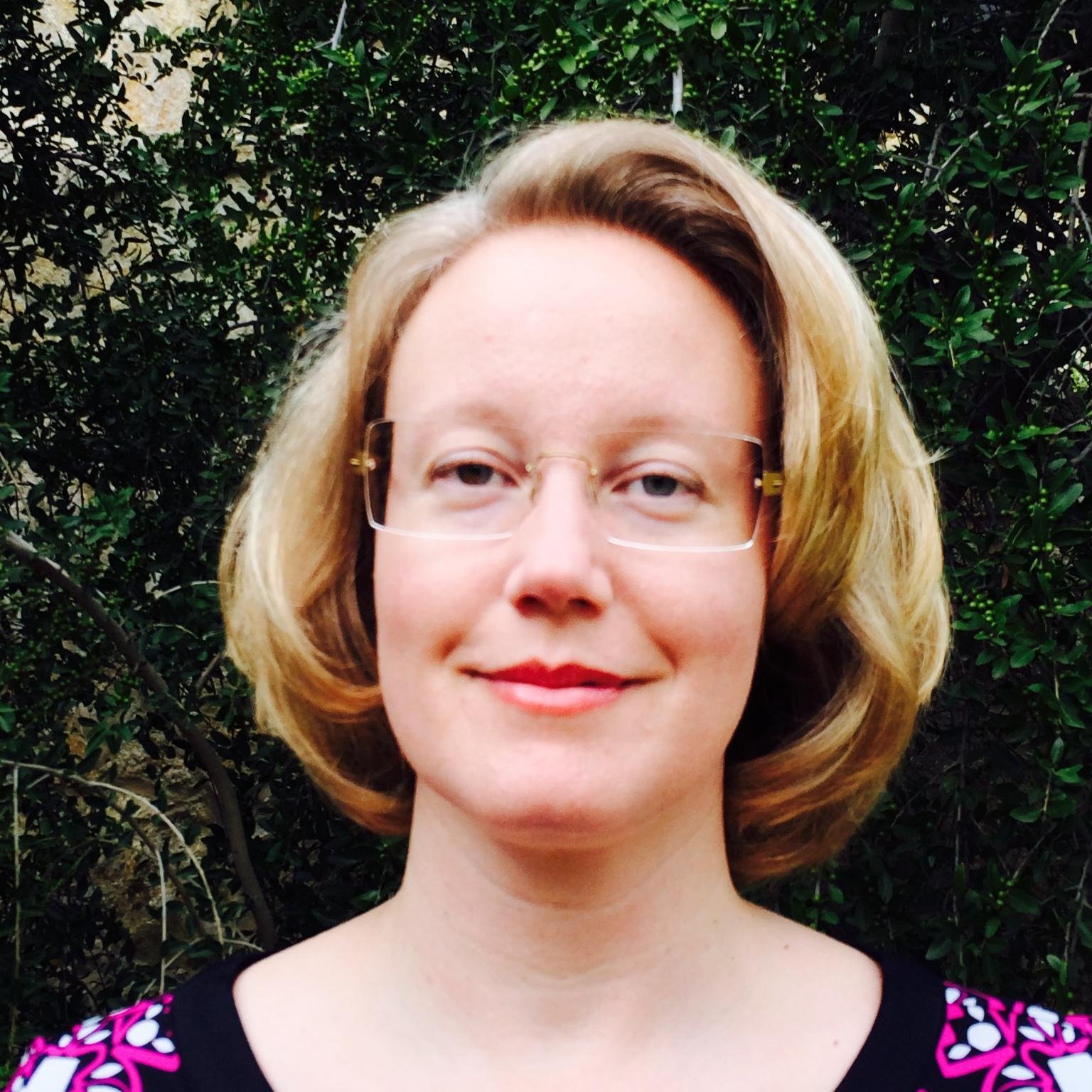Anne McMillan is a legally trained journalist and a fan of law, language, swimming and chai. RTs ≠ endorsements.