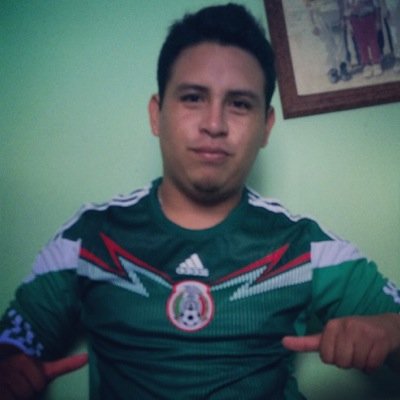 hacer lo que es correcto para todos, no siempre es lo correcto para uno mismo, asi que puede que lo correcto no nos haga ser feliz, solo quedar bien ante todos…