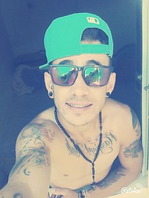 Se você quiser alguém em quem confiar, confie em si mesmo.