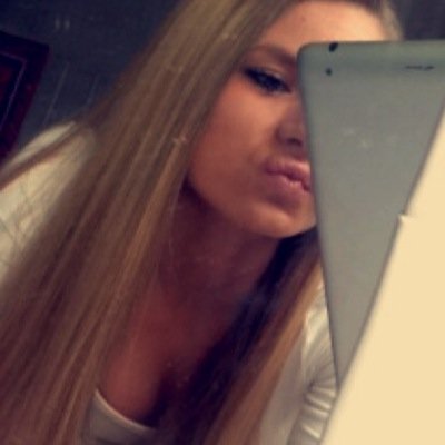 kussxRobinn's profile picture. 