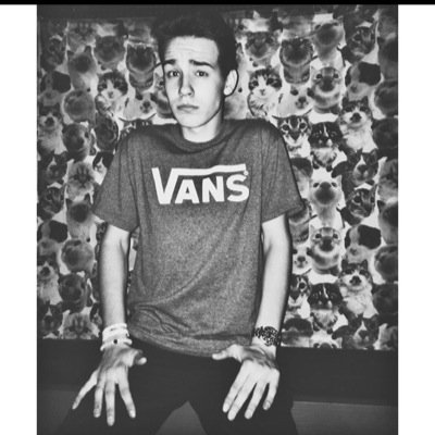 free follow bc ily xD follow @ewwhitesides pls & tysm!