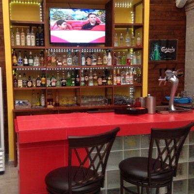 La Bendita Coffee & Bar
 100% Indie Food 100% Indie Music