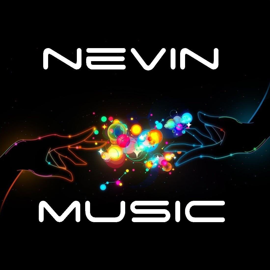 Dj - guitarrista de dúo Without looking back. Apoya a la música chilena con tu Follow.