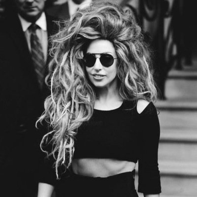 FucxingLana's profile picture. Free follow from @justcallmeseann , you should follow him! ⭐️