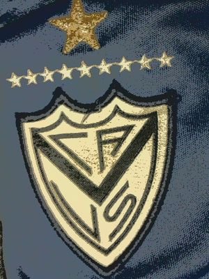 Nacido en el ´87, en el barrio de villa luro
Fanático del fortín
