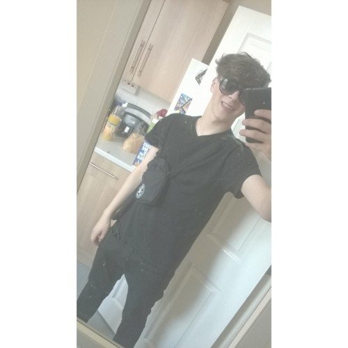 Direct message me for snapchat/number/bbm
