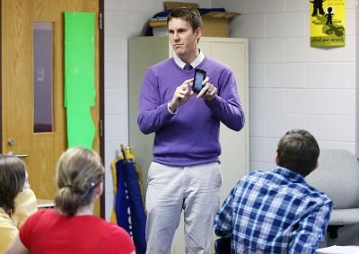 StuffRoushSays's profile picture. I only dance at weddings and some people's funerals. Twitter dedicated to Huntington High's finest.