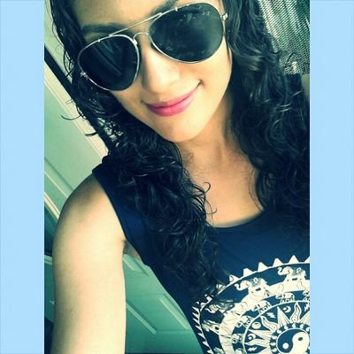 _MarthaCorona_'s profile picture. |•Varsity Tennis•|   |R.H.S|  [18 years old]  ! ~Its Cali baby have fun~! Stay Classy♥