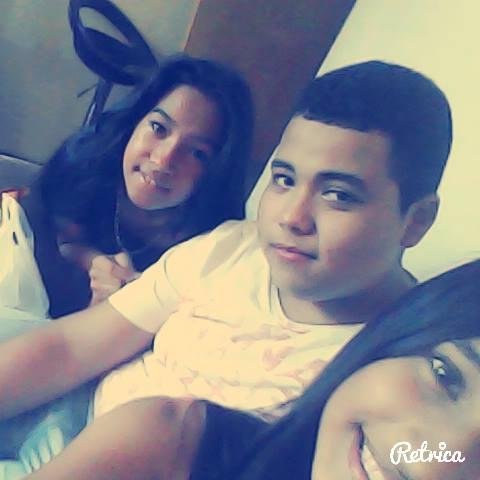 Hija de un gran Rey3 Dios es quien dibuja sonrisas en mi rostro cada día.♡EL ES MI FELICIDAD♡