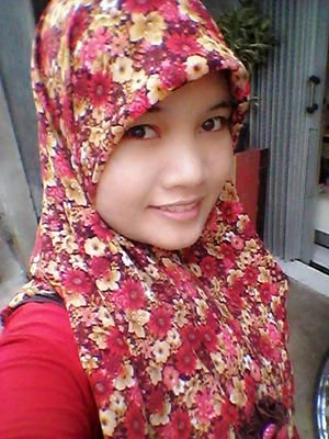 biarkan saja kekasih aku pergi,
lajutkan saja mimpi yg tertinggal