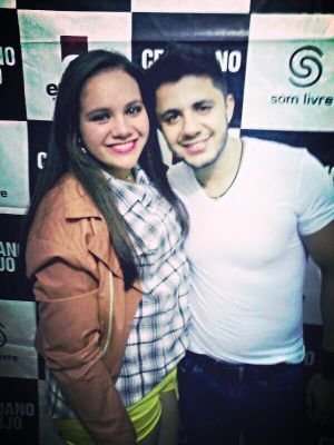 -Luanete , Cristianete , Directioner ,16 anos, amo tudo que engorda.  Cruzeirense ! S2' .. Lari Maninha te vivo muié  ♥♥♥
