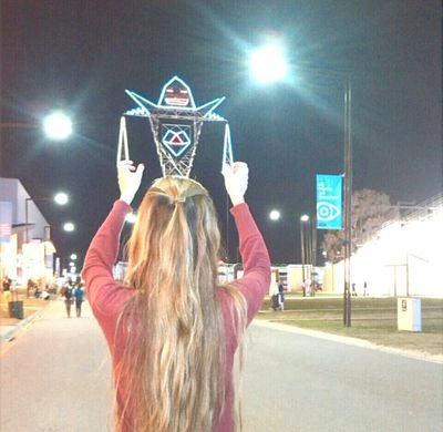 EveeJessica's profile picture. CABJ. Kapanga. Guasones. Agarrate Catalina. Ingeniería Informática. UNLaM. Aprendiendo a viajar sola en mi montaña rusa. DLGP. #Peroncha
#SinClientesNoHayTrata