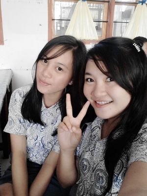 I'm Elisia Arini Liwe | born November 30, 1997 | Love Jesus, Mom & Dad, Sisth | in XI Mathematics & Sciense of Alternative Class SMAN1 AMRG