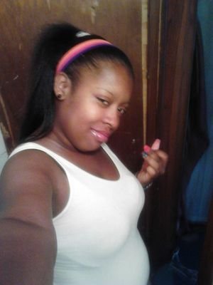 Im a lovely mother with 2 boys i love them to death. im 22 pretty nice cool be to maself.