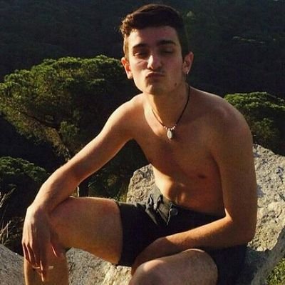 Mikelera con su sueño cumplido un 12 de Septiembre♡Héroes con pulseras rojas↓→ Mikel~Nil~Alex~Joana~Mireia~Marc~Igor~ . ¿ @Mikelino10 ?Más que un ídolo