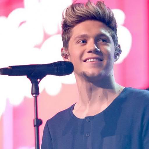 Hi. I'm #Directioner #mixer #belieber ;**  ℱℴℓℓℴω  me please ;).xx