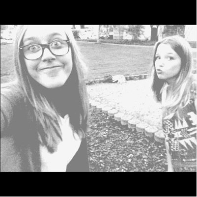 Lotte. ec B2L. Netherlands. Sahra and Roos. one direction my life, 5 seconds of summer my love. I'm in love with you, and all this little things.
