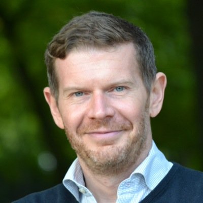 emestag's profile picture. Amuseur public et chanteur de salle de bain / directeur des programmes de @belrtl