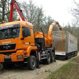 Producteur de plaquettes forestières - distributeur de pellets - logisticien du bois énergie - wood chips and biomass trading.