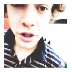 follow @pearperrie & i'll love you forever