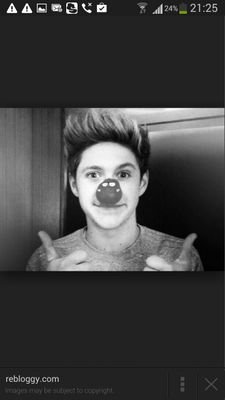 Benjamin Lasnier followed me on 04.01.14
NIALL PLEASE FOLLOW ME