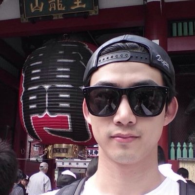 急な眠気に襲われとうとう寝入ります。by.taec yeon ok bot