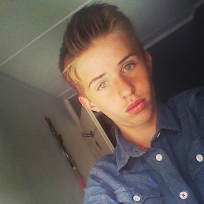 dutch boyy      zutphen
14 jaarr
free running
muziek