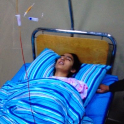 Leonita Krazniqi ist 12 jahre alt leb in kosovo , leider sie hat unterleib krebs.