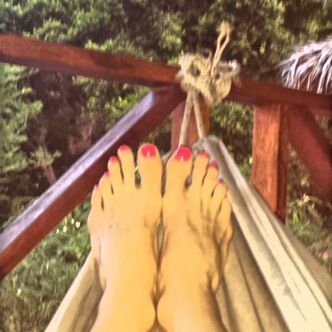 Writer. Wife. Traveller. Smoothie obsessive. Raw food fan. Healthy living devotee. Business psychology researcher. Property investor.