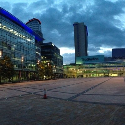 TheQuaysGuide's profile picture. Your essential guide to everything Salford Quays! Follow us for all your Salford Quays and MediaCity info. Any questions about the area, just drop us a tweet!!