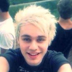 Francesca | 3teen | 5sos | oned | the janoskians