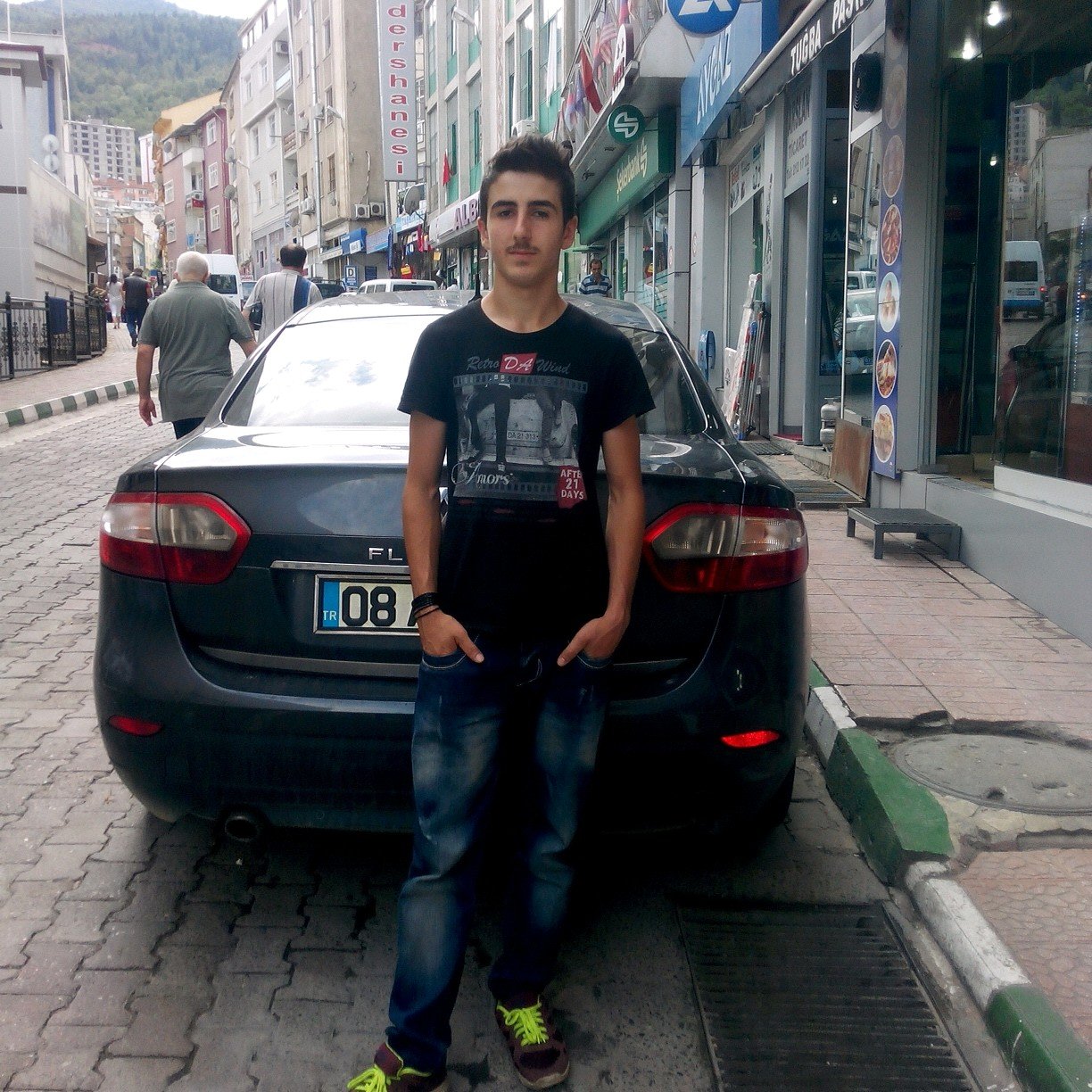 mesutkakaber's profile picture. .d