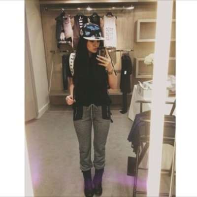 Hi i am the real kylie and i am actor the show called keeping up with the kardashian