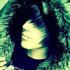 Bi, brony, 18. love music, botd, mcr etcc